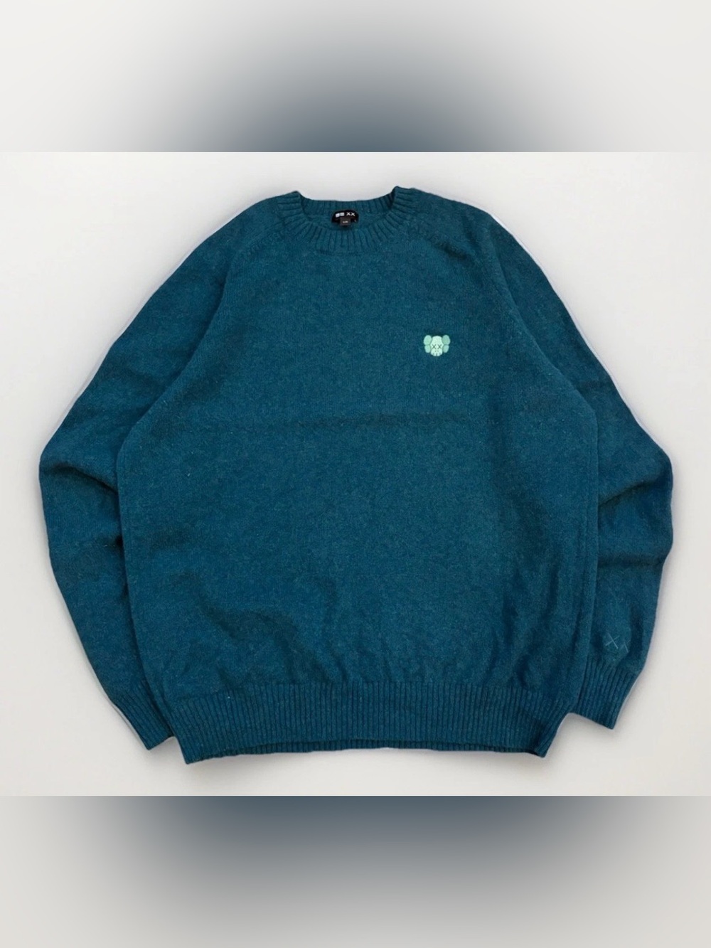 Rare Kaws x Uniqlo Collab 100% Wool Sweatshirt Size Large Crewneck Sweater Green